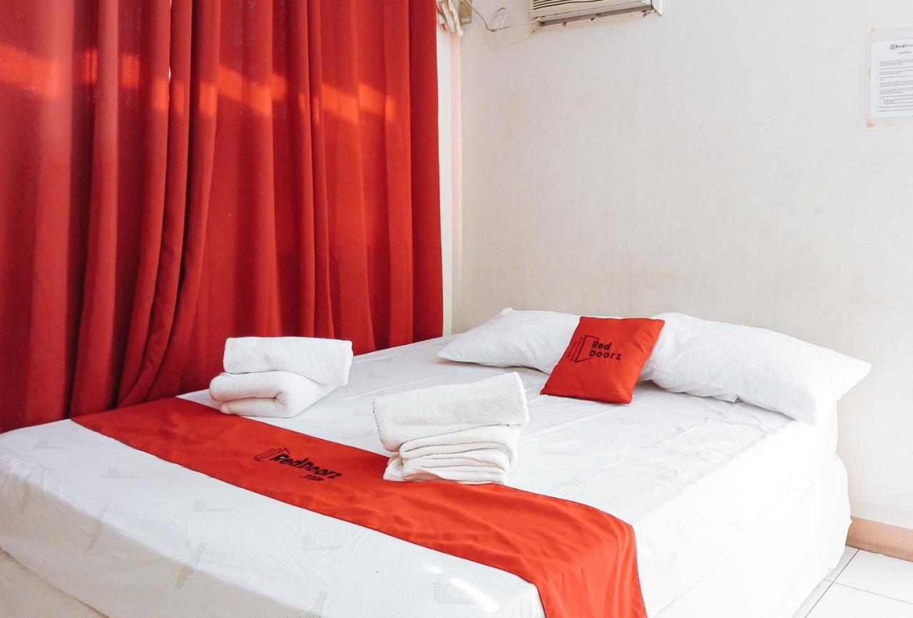 Reddoorz Near Davao Airport Hotel Ngoại thất bức ảnh